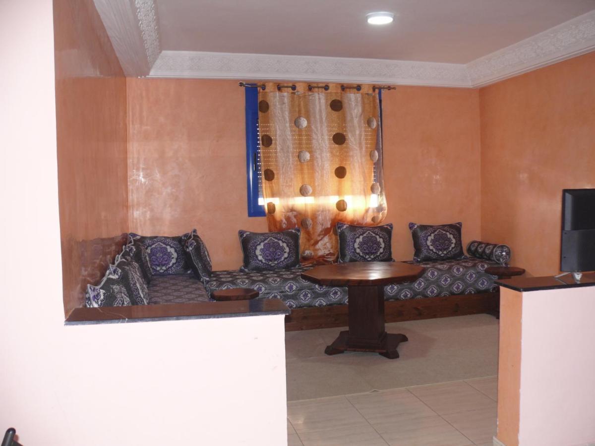 Apartamentos Palacio Riad ลารัช ภายนอก รูปภาพ